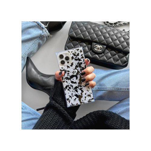 Чохол Flaunt Shell SQUARE для iPhone Case 14 pro Black and White Чохол Flaunt Shell SQUARE для iPhone Case 14 pro Black and White