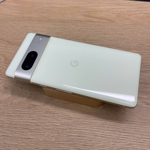 Вживаний смартфон Google Pixel 7 128Gb Lemongrass GVU6C US (Ідеальний+ стан) Вживаний смартфон Google Pixel 7 128Gb Lemongrass GVU6C US (Ідеальний+ стан)
