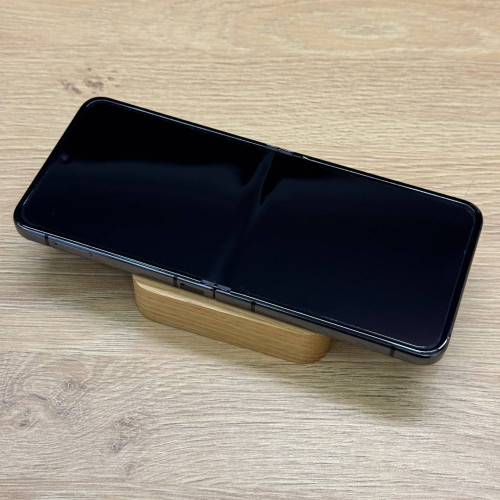 Вживаний смартфон Samsung Galaxy Flip 5 8/256GB Graphite F731B (Хороший+ стан)