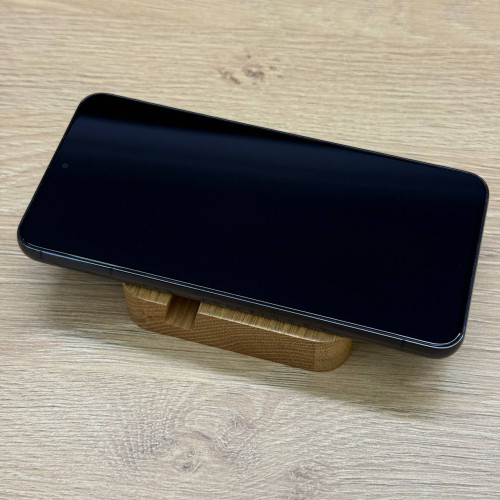 Вживаний смартфон Samsung Galaxy S22 8/256GB Black (Хороший+ стан)