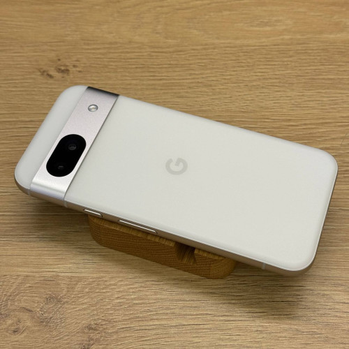 Вживаний смартфон Google Pixel 8a 128GB Porcelain (Ідеальний стан)