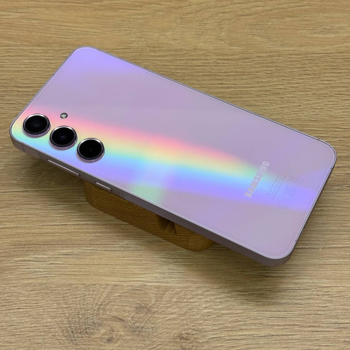Вживаний смартфон Samsung Galaxy A55 5G 8/256Gb Lilac (Ідеальний+ стан) Вживаний смартфон Samsung Galaxy A55 5G 8/256Gb Lilac (Ідеальний+ стан)