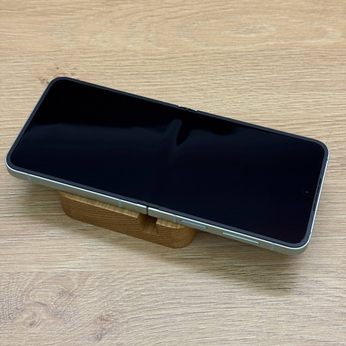Вживаний смартфон Samsung Galaxy Flip6 12/512Gb Mint (Ідеальний+ стан) Вживаний смартфон Samsung Galaxy Flip6 12/512Gb Mint (Ідеальний+ стан)