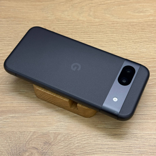 Вживаний смартфон Google Pixel 8a 256GB Obsidian Global (Хороший+ стан)