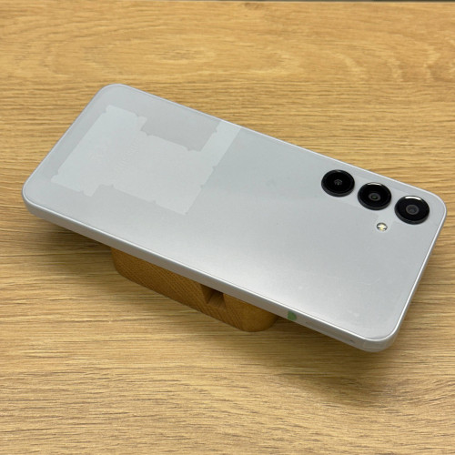 Вживаний смартфон Samsung Galaxy A16 4/128 Gray (Ідеальний+ стан) Вживаний смартфон Samsung Galaxy A16 4/128 Gray (Ідеальний+ стан)