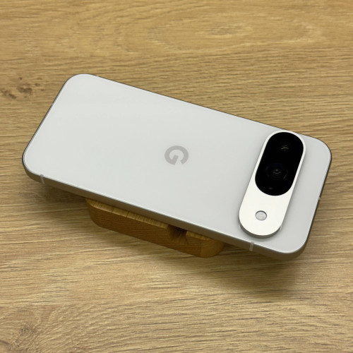 Вживаний смартфон Google Pixel 9 12/128Gb Porcelain US (Ідеальний+ стан)