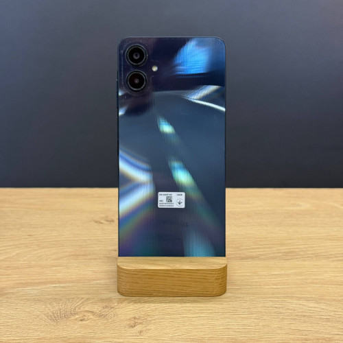 Вживаний смартфон Samsung Galaxy A06 4/128Gb Black (Хороший стан)