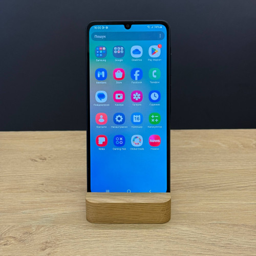 Вживаний смартфон Samsung Galaxy A06 4/128Gb Black (Хороший стан)