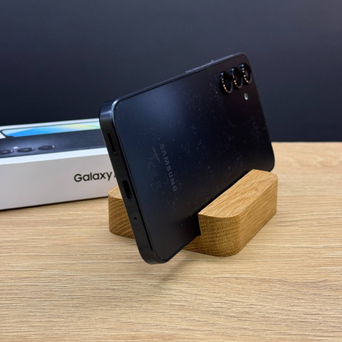 Вживаний смартфон Samsung Galaxy A16 8/256Gb Black (Задовільний+ стан) Вживаний смартфон Samsung Galaxy A16 8/256Gb Black (Задовільний+ стан)
