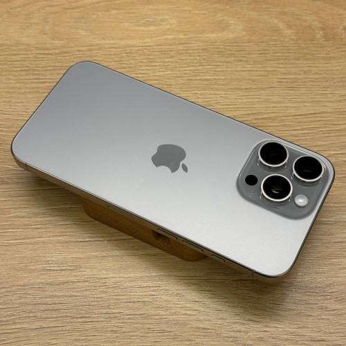 Вживаний смартфон Apple iPhone 16 Pro Max 256Gb Natural Titanium (Ідеальний+ стан) Вживаний смартфон Apple iPhone 16 Pro Max 256Gb Natural Titanium (Ідеальний+ стан)