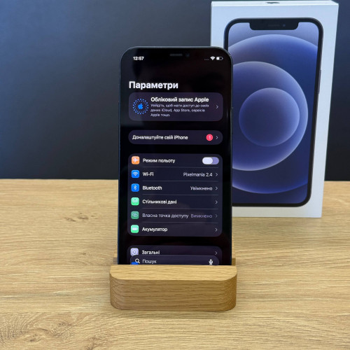 Вживаний смартфон Apple iPhone 12 256Gb Black (Хороший+ стан)