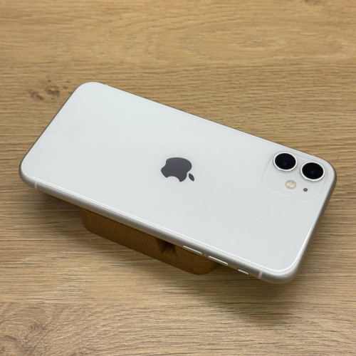 Вживаний смартфон Apple iPhone 11 128Gb White (Ідеальний+ стан) Вживаний смартфон Apple iPhone 11 128Gb White (Ідеальний+ стан)