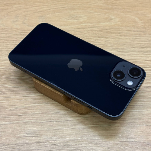 Вживаний смартфон Apple iPhone 14 128Gb Midnight (Хороший стан)