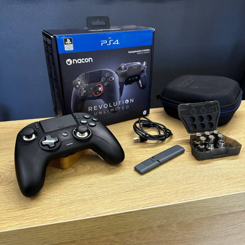 Вживаний геймпад Nacon Revolution Unlimited Pro Controller для PC / PS4 (Ідеальний+ стан)