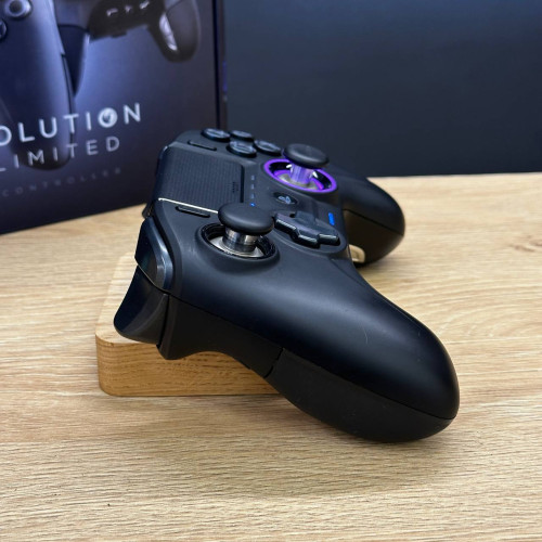 Вживаний геймпад Nacon Revolution Unlimited Pro Controller для PC / PS4 (Ідеальний+ стан)