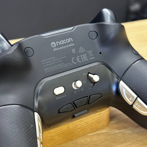 Вживаний геймпад Nacon Revolution Unlimited Pro Controller для PC / PS4 (Ідеальний+ стан)