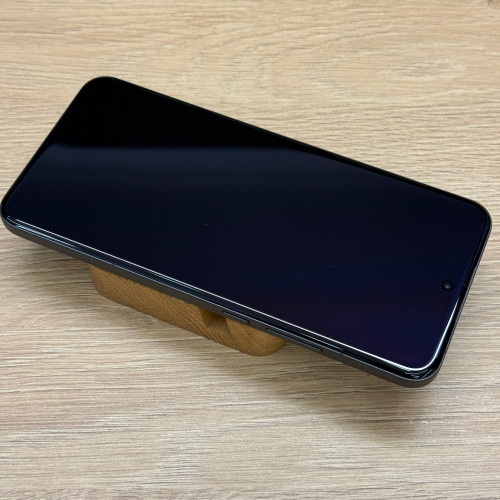 Вживаний смартфон OPPO Reno13 Pro 5G 12/512 Graphite Grey (Хороший+ стан) Вживаний смартфон OPPO Reno13 Pro 5G 12/512 Graphite Grey (Хороший+ стан)