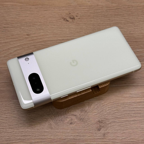 Вживаний смартфон Google Pixel 7 128Gb Lemongrass GVU6C US (Хороший стан)