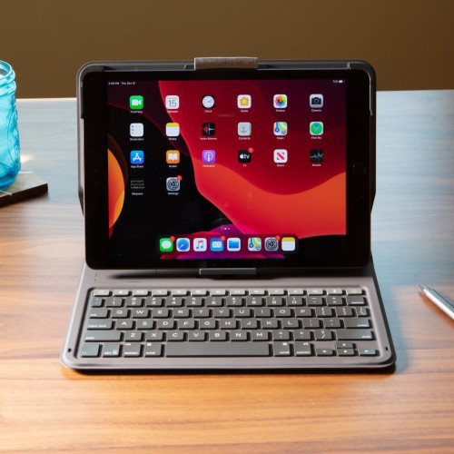 Чохол-клавіатура ZAGG Messenger Folio 2 для iPad 9 / 8 / 7 / Air 3 (Open Box) Чохол-клавіатура ZAGG Messenger Folio 2 для iPad 9 / 8 / 7 / Air 3 (Open Box)