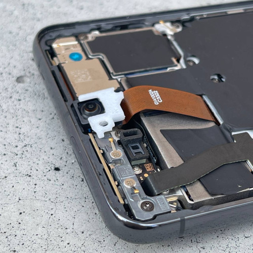 Накладка на фронтальну камеру Google Pixel 8 Pro