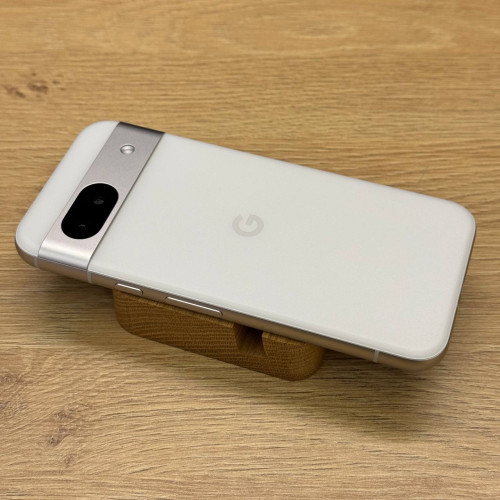 Вживаний смартфон Google Pixel 8a 128GB Porcelain (Ідеальний+ стан)