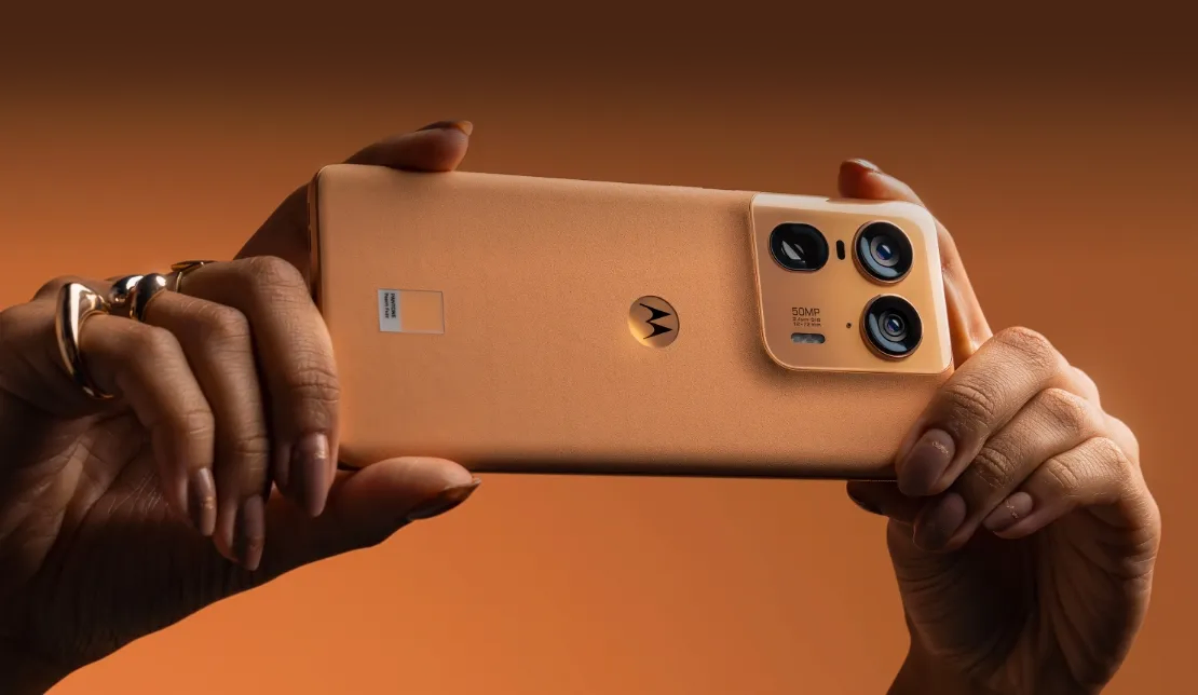 Фото 2 Moto Edge 50 ultra